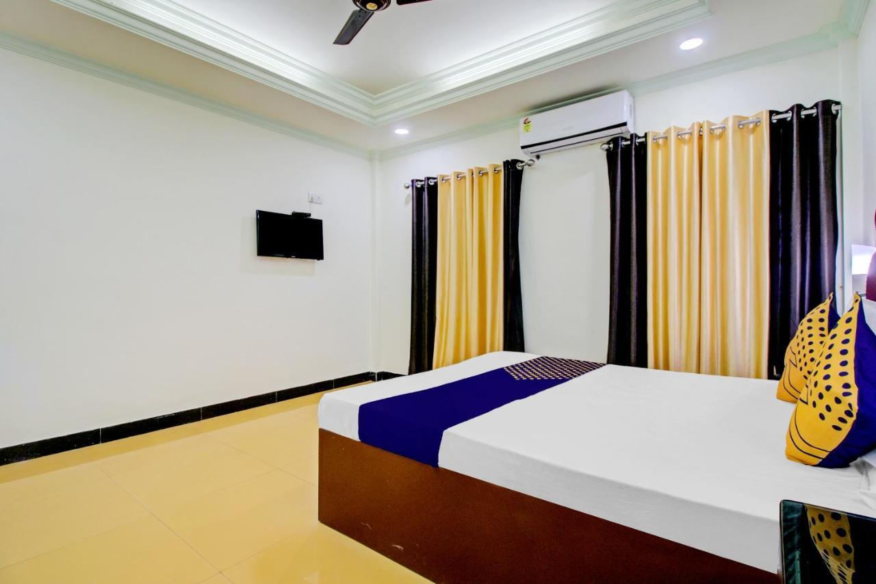 Spot On 73862 Jaya Tourist Home Варкала Екстериор снимка