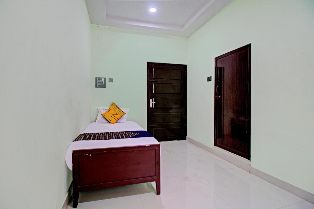 Spot On 73862 Jaya Tourist Home Варкала Екстериор снимка